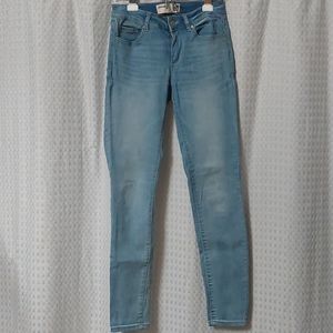 Skinny jeans